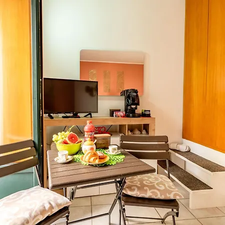 Martini 11 Bed & Breakfast 4*