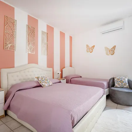 Bed & Breakfast Martini 11