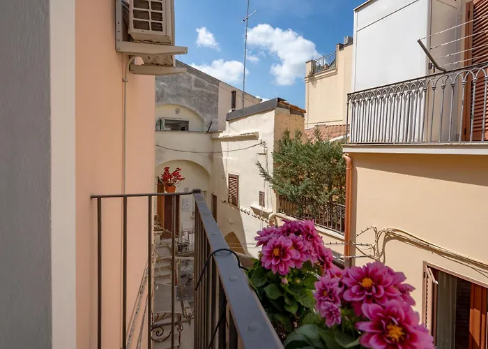 ベッド・アンド・ブレックファスト Martini 11 アルタムラ