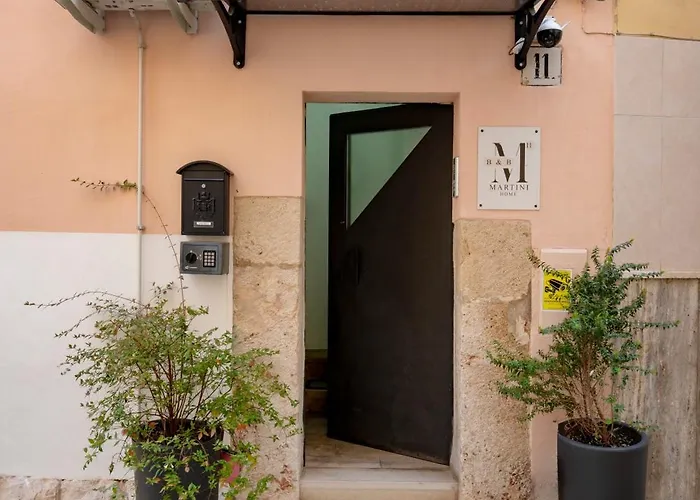 ベッド・アンド・ブレックファスト Martini 11 4*